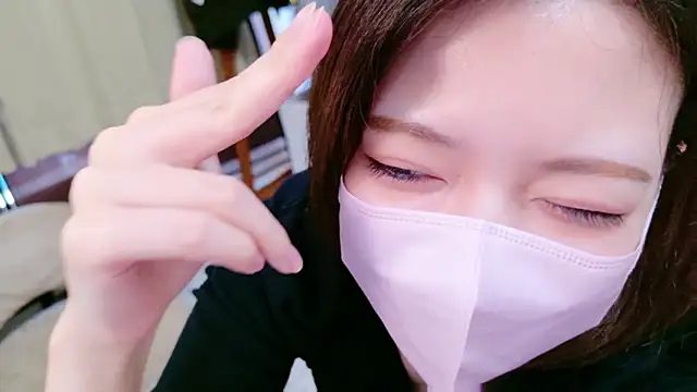 Azusa DoMybest online show from May 19, 12:15 am