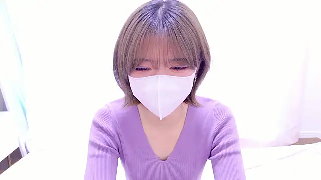 Azusa DoMybest online show from December 4, 4:33 am