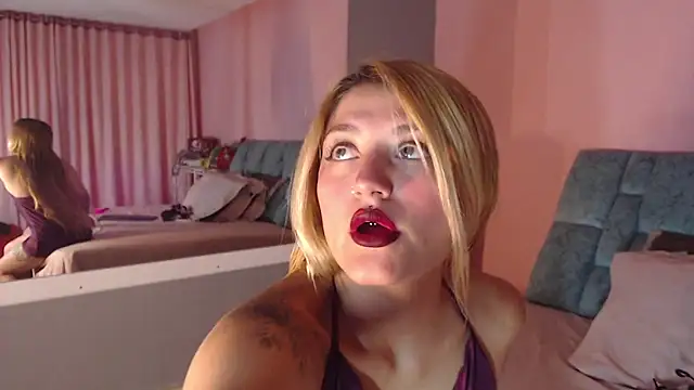 Camila Russoo online show from January 14, 7:39 pm