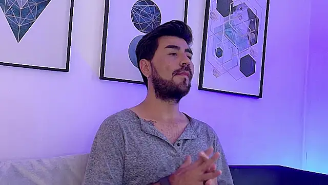 ThomassBrooks online show from June 22, 9:34 pm
