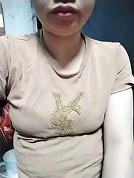 Mie rose online show from April 7, 1:57 pm