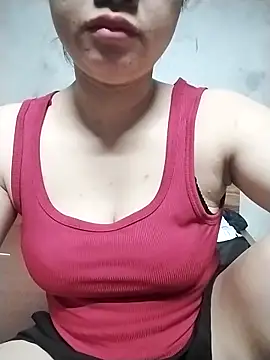 Mie rose online show from April 20, 1:24 pm