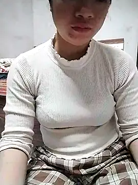 Mie rose online show from October 31, 1:35 am