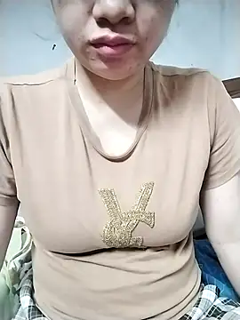 Mie rose online show from March 26, 1:53 pm