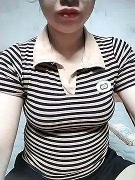 Mie rose online show from November 6, 1:48 pm