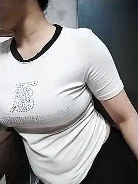 Mie rose online show from April 13, 2:04 am