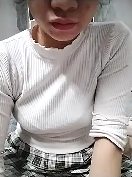 Mie rose online show from November 5, 1:36 pm