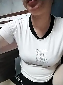 Mie rose online show from April 11, 1:02 am