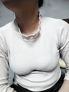 Mie rose online show from February 8, 1:42 pm