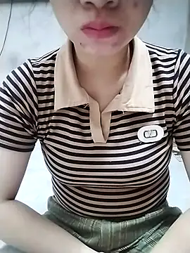 Mie rose online show from November 1, 7:46 am