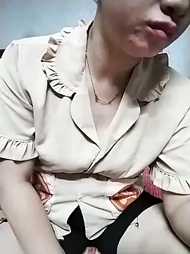 Snapshot of Mie_rose chatting on September 28, 7:04 am Mie rose online show from September 28, 7:04 am