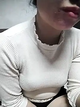 Mie rose online show from November 26, 2:22 am