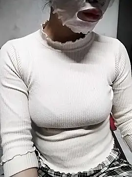 Mie rose online show from November 22, 12:32 am