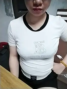 Mie rose online show from April 1, 2:13 am