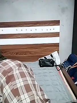 Mie rose online show from February 6, 1:18 pm