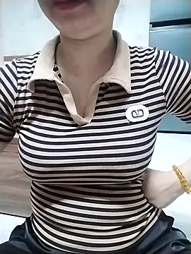 Mie rose online show from April 24, 1:18 am