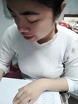 Mie rose online show from December 17, 1:54 am