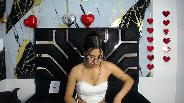 Miahotcs1 online show from February 19, 12:57 pm