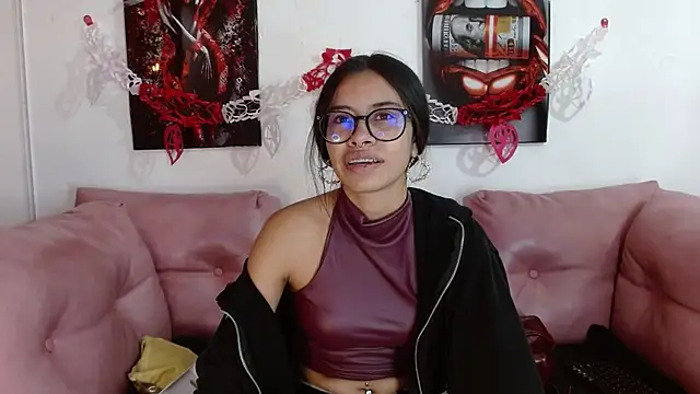 Miahotcs1 online show from February 17, 12:57 pm