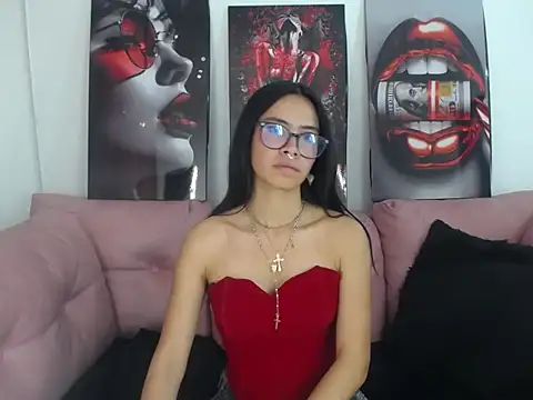 Miahotcs1 online show from May 15, 5:11 pm