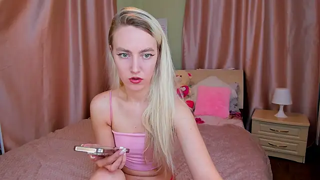 mishapallmer online show from June 5, 5:34 am