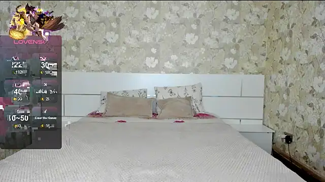 mishapallmer online show from November 11, 8:20 am