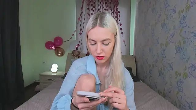 mishapallmer online show from February 17, 6:54 am