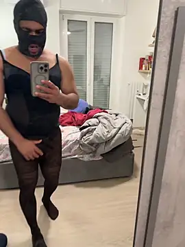 Rodrigopraba online show from May 6, 7:23 am