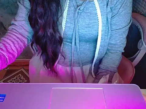 ahoa Tk online show from October 29, 9:03 pm