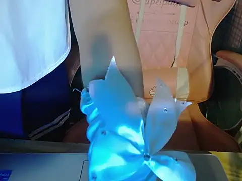 ahoa Tk online show from October 25, 6:52 pm