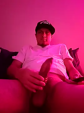 Snapshot of Caramelcumm0093 chatting on November 1, 1:45 am Caramelcumm0093 online show from November 1, 1:45 am