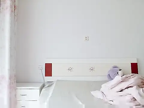 huihui520-- online show from September 25, 11:44 pm