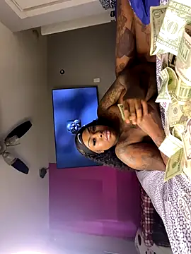 Snapshot of thagoodpussyhoe101 chatting on September 26, 6:15 pm thagoodpussyhoe101 online show from September 26, 6:15 pm