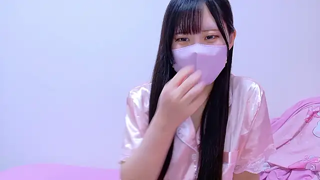 Snapshot of noa_uxu chatting on December 4, 12:48 pm noa uxu online show from December 4, 12:48 pm