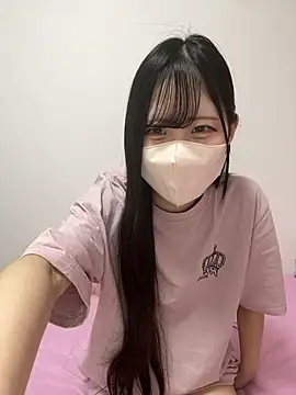 Snapshot of noa_uxu chatting on October 2, 2:15 am noa uxu online show from October 2, 2:15 am