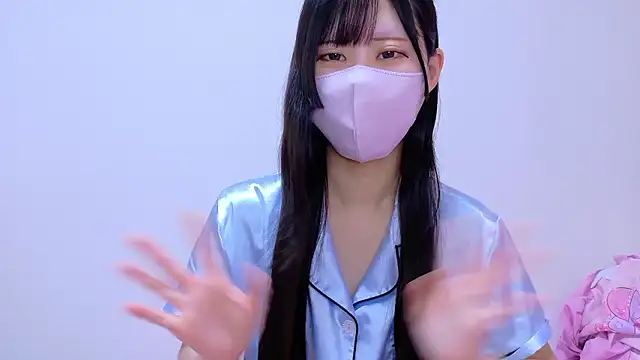 Snapshot of noa_uxu chatting on December 3, 2:45 am noa uxu online show from December 3, 2:45 am