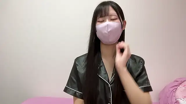 Snapshot of noa_uxu chatting on November 28, 10:37 am noa uxu online show from November 28, 10:37 am