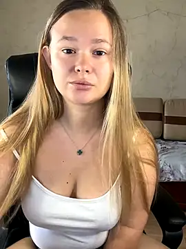 CaramelleSugar  online show from October 8, 7:10 am