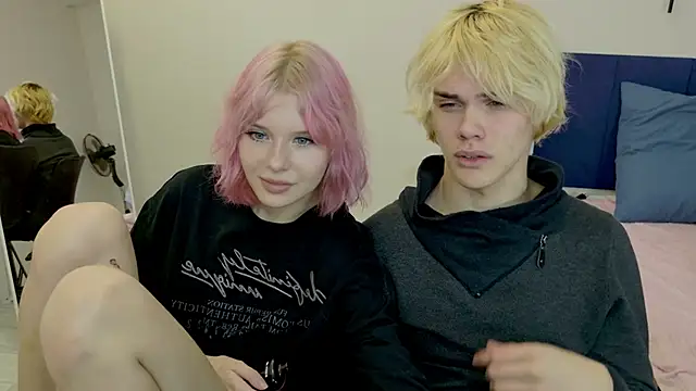 Snapshot of Bonnie_And_C1yde chatting on October 25, 5:13 pm Bonnie And C1yde online show from October 25, 5:13 pm