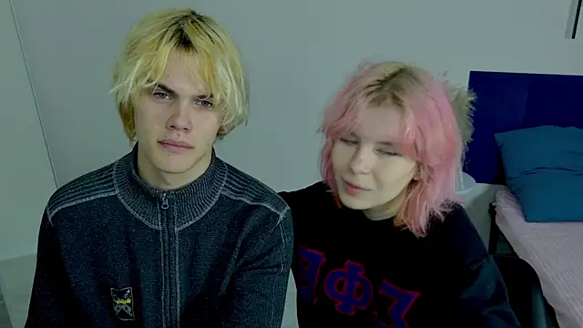 Snapshot of Bonnie_And_C1yde chatting on November 2, 5:07 pm Bonnie And C1yde online show from November 2, 5:07 pm