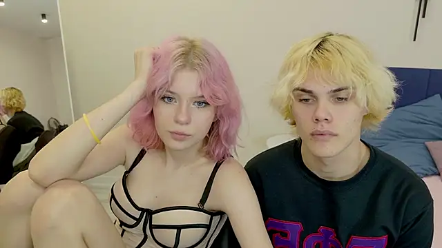 Snapshot of Bonnie_And_C1yde chatting on October 26, 5:02 pm Bonnie And C1yde online show from October 26, 5:02 pm