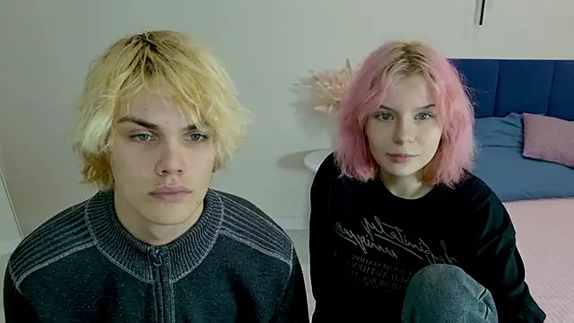 Snapshot of Bonnie_And_C1yde chatting on November 1, 5:07 pm Bonnie And C1yde online show from November 1, 5:07 pm