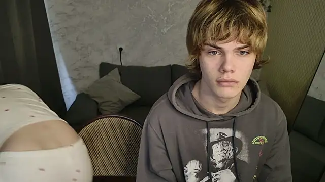 Bonnie And C1yde online show from April 5, 5:14 am