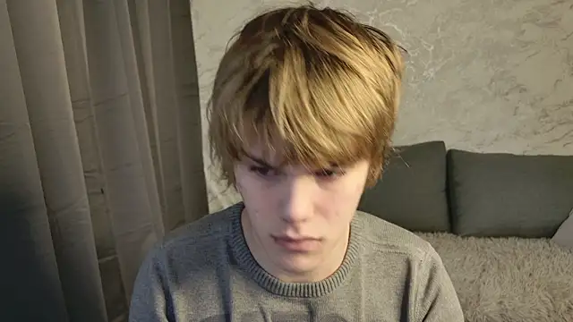 Bonnie And C1yde online show from March 1, 5:07 am