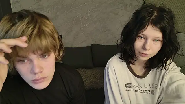 Bonnie And C1yde online show from April 1, 5:09 am