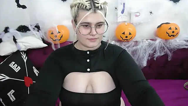 Amber Monro online show from October 21, 2:11 am