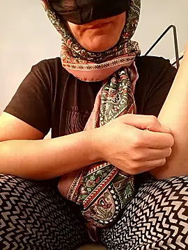 ezgi2545 online show from November 9, 11:36 am