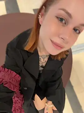 RosieSecret online show from April 10, 8:10 am