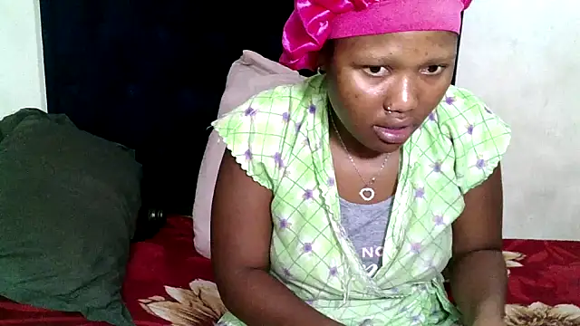 BUNNYCHOWX28 online show from January 9, 4:58 pm