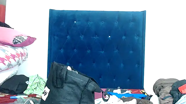 BUNNYCHOWX28 online show from March 19, 12:32 am